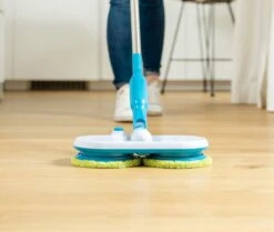 Mediashop Hurricane Floating Mop Elektrische Dweil - Oplaadbare Vloerwisser Voor Dweilen, Schrobben En Boenen - Met 2x 3 Microvezelpads 27 Mediashop Hurricane Floating Mop Elektrische Dweil - Oplaadbare Vloerwisser Voor Dweilen, Schrobben En Boenen - Met 2x 3 Microvezelpads -Huishoudelijke Benodigdheden 1200x1014 5