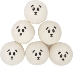 Miki's Goods® XL Wollen Drogerballen 6 Stuks - Panda Wasballen - Duurzaam - Wasbol - 100% Nieuw-Zeelandse Schapenwol - Wasbollen - Herbruikbaar- Droogballen - Snellere Droogtijd - Zuigt Dierenharen Op 10 Miki's Goods® XL Wollen Drogerballen 6 Stuks - Panda Wasballen - Duurzaam - Wasbol - 100% Nieuw-Zeelandse Schapenwol - Wasbollen - Herbruikbaar- Droogballen - Snellere Droogtijd - Zuigt Dierenharen Op -Huishoudelijke Benodigdheden 1200x1090