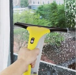 Hofftech Ruitenreiniger Oplaadbaar + Sproeifles -Huishoudelijke Benodigdheden 1200x1195 27