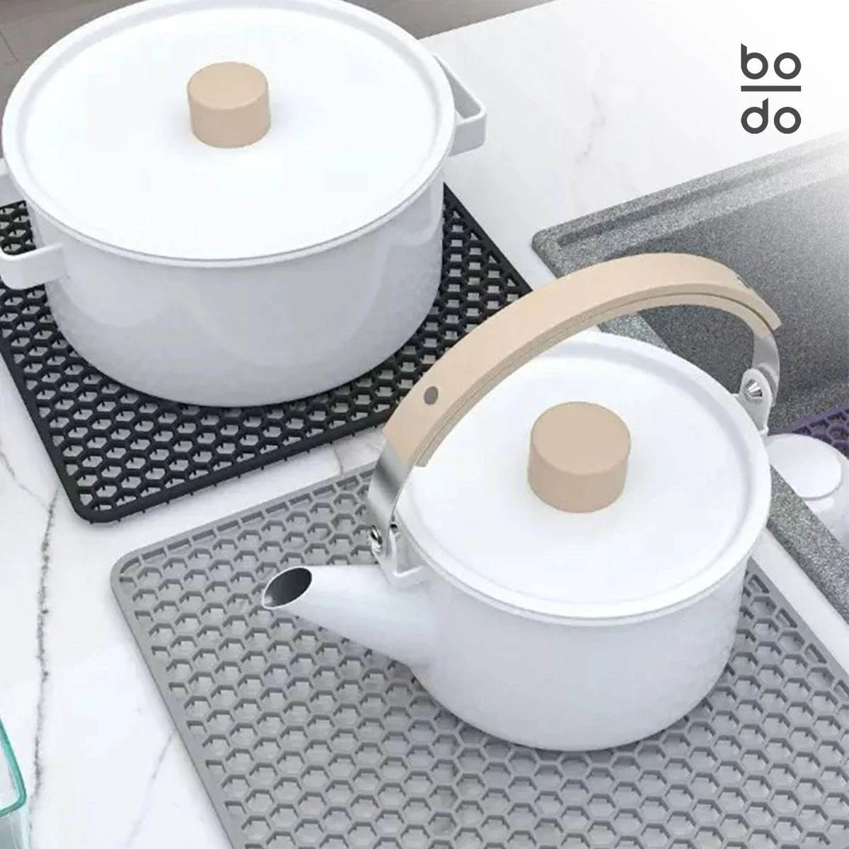 BODO Gootsteenmat Siliconen Donker Grijs - 30.5 X 30.5 Cm - Keuken Accessoires - Gootsteen Beschermer - Onderzetters Siliconen - Anti Kras - Gootsteen Accessoires 8 BODO Gootsteenmat Siliconen Donker Grijs - 30.5 X 30.5 Cm - Keuken Accessoires - Gootsteen Beschermer - Onderzetters Siliconen - Anti Kras - Gootsteen Accessoires - Afbeelding 8