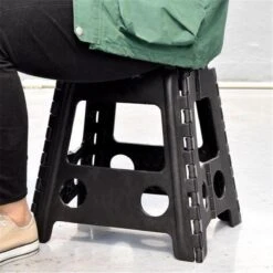 Merkloos Verdikt Kunststof Klapkruk-draagbaar-opvouwbare Kruk-Met Antislip Oppervlak Zwart 29x22cmx45cm 10 Merkloos Verdikt Kunststof Klapkruk-draagbaar-opvouwbare Kruk-Met Antislip Oppervlak Zwart 29x22cmx45cm -Huishoudelijke Benodigdheden 1200x1200 1531