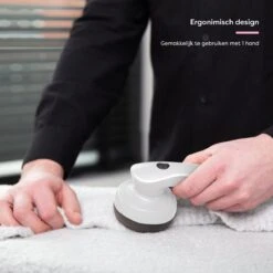 Fineza Pluizenverwijderaar – Electrisch – Ontpluizer – Ontpiller – Draadloos – Wit 10 Fineza Pluizenverwijderaar – Electrisch – Ontpluizer – Ontpiller – Draadloos – Wit -Huishoudelijke Benodigdheden 1200x1200 1647