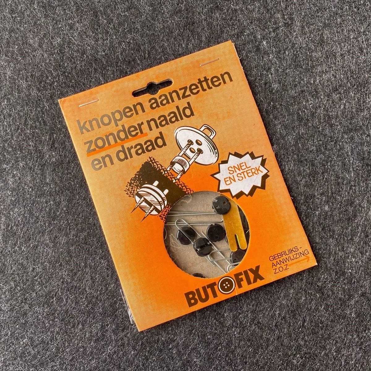 ButoFix - 10 Stuks - Met Deze Set Kunt U Knopen Aanzetten Zonder Naald En Draad 3 ButoFix - 10 Stuks - Met Deze Set Kunt U Knopen Aanzetten Zonder Naald En Draad - Afbeelding 3