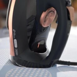 Philips Azur GC4909/60 - Stoomstrijkijzer - Donkerblauw/Rosé 33 Philips Azur GC4909/60 - Stoomstrijkijzer - Donkerblauw/Rosé -Huishoudelijke Benodigdheden 1200x1200 1720