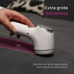 Merkloos Elektrische Pluizenverwijderaar – Ontpluizer – Ontpiller - USB Oplaadbaar – Krachtige Batterij – Extra Grote Scheerkop – Voor Bed/bank/kleding - 3x Opzetstuk – Wit 20 Merkloos Elektrische Pluizenverwijderaar – Ontpluizer – Ontpiller - USB Oplaadbaar – Krachtige Batterij – Extra Grote Scheerkop – Voor Bed/bank/kleding - 3x Opzetstuk – Wit -Huishoudelijke Benodigdheden 1200x1200 1825
