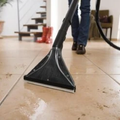 Kärcher SE 4001 Tapijtreiniger - 1400w - 4L - Met Sproeiertechnologie 20 Kärcher SE 4001 Tapijtreiniger - 1400w - 4L - Met Sproeiertechnologie -Huishoudelijke Benodigdheden 1200x1200 2275