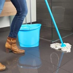 Secucare Anti Slip Spray 100ml - Antislip Voor Tegelvloeren -Huishoudelijke Benodigdheden 1200x1200 2393