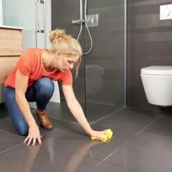 Secucare Anti Slip Spray 100ml - Antislip Voor Tegelvloeren -Huishoudelijke Benodigdheden 1200x1200 2395