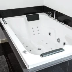 HG Hygiënische Whirlpool Reiniger - 1L - Verwijdert Kalk, Vet, Zeep En Olie - Veilig In Gebruik Voor Whirlpool En Jacuzzi's 8 HG Hygiënische Whirlpool Reiniger - 1L - Verwijdert Kalk, Vet, Zeep En Olie - Veilig In Gebruik Voor Whirlpool En Jacuzzi's -Huishoudelijke Benodigdheden 1200x1200 2403