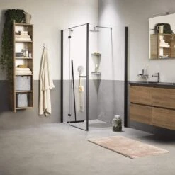 Mellira - Vloerwisser - Vloertrekker Met Steel - Watertrekker Voor Douche - Douchewisser Badkamer - Inclusief Ophanghaak - RVS - Zwart (kerstcadeau Met Verpakking) 12 Mellira - Vloerwisser - Vloertrekker Met Steel - Watertrekker Voor Douche - Douchewisser Badkamer - Inclusief Ophanghaak - RVS - Zwart (kerstcadeau Met Verpakking) -Huishoudelijke Benodigdheden 1200x1200 766