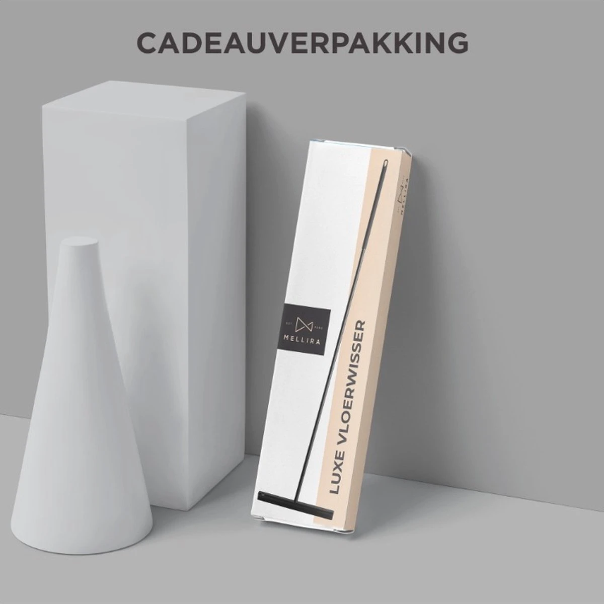 Mellira - Vloerwisser - Vloertrekker Met Steel - Watertrekker Voor Douche - Douchewisser Badkamer - Inclusief Ophanghaak - RVS - Zwart (kerstcadeau Met Verpakking) 8 Mellira - Vloerwisser - Vloertrekker Met Steel - Watertrekker Voor Douche - Douchewisser Badkamer - Inclusief Ophanghaak - RVS - Zwart (kerstcadeau Met Verpakking) - Afbeelding 8