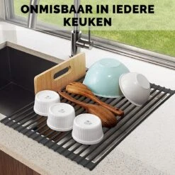 Kitch&Life Afdruiprek Oprolbaar - Mat Zwart - Pannenonderzetter - Afdruipmat - Keukenrek 3-in-1 17 Kitch&Life Afdruiprek Oprolbaar - Mat Zwart - Pannenonderzetter - Afdruipmat - Keukenrek 3-in-1 -Huishoudelijke Benodigdheden 1200x1200 900