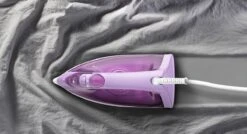 Tefal Steam Essential 2 FV1955 - Stoomstrijkijzer 8 Tefal Steam Essential 2 FV1955 - Stoomstrijkijzer -Huishoudelijke Benodigdheden 1200x653 1