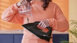 Philips Azur GC4567/80 - Stoomstrijkijzer 19 Philips Azur GC4567/80 - Stoomstrijkijzer -Huishoudelijke Benodigdheden 1200x673 2