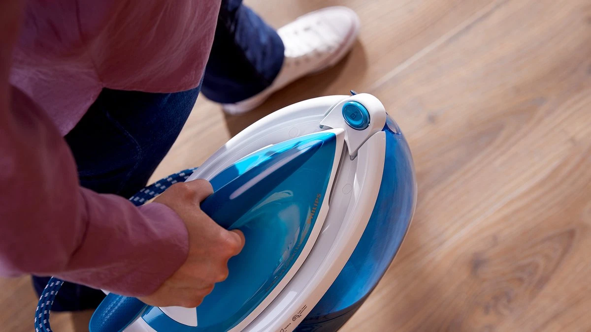 Philips PerfectCare Compact Essential GC6840/20 - Stoomgenerator 6 Philips PerfectCare Compact Essential GC6840/20 - Stoomgenerator - Afbeelding 6