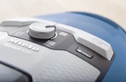 Miele Blizzard CX1 PowerLine - Stofzuiger Zonder Zak - Techblauw 29 Miele Blizzard CX1 PowerLine - Stofzuiger Zonder Zak - Techblauw -Huishoudelijke Benodigdheden 1200x787 4