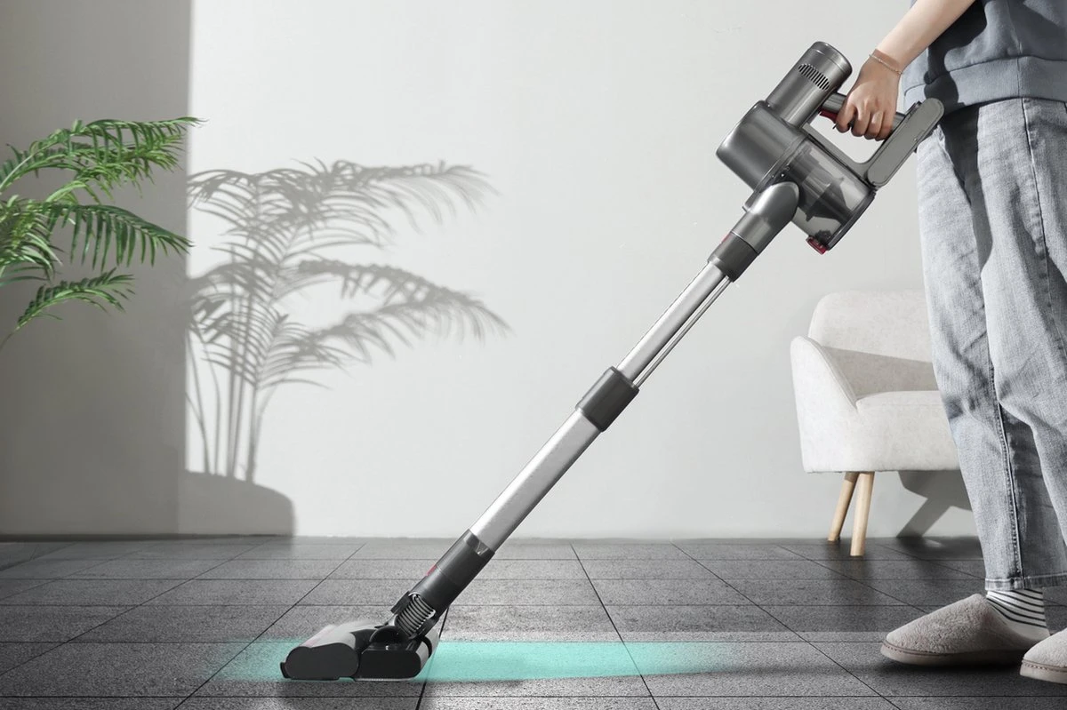 Swiss Pro+ Steelstofzuiger Met Dweil Functie - Afkoppelbare Dweil Functie - LED Display Touchscreen - 22KPA - 5 In 1 - Kruimeldief - Lange Batterijduur 7 Swiss Pro+ Steelstofzuiger Met Dweil Functie - Afkoppelbare Dweil Functie - LED Display Touchscreen - 22KPA - 5 In 1 - Kruimeldief - Lange Batterijduur - Afbeelding 7