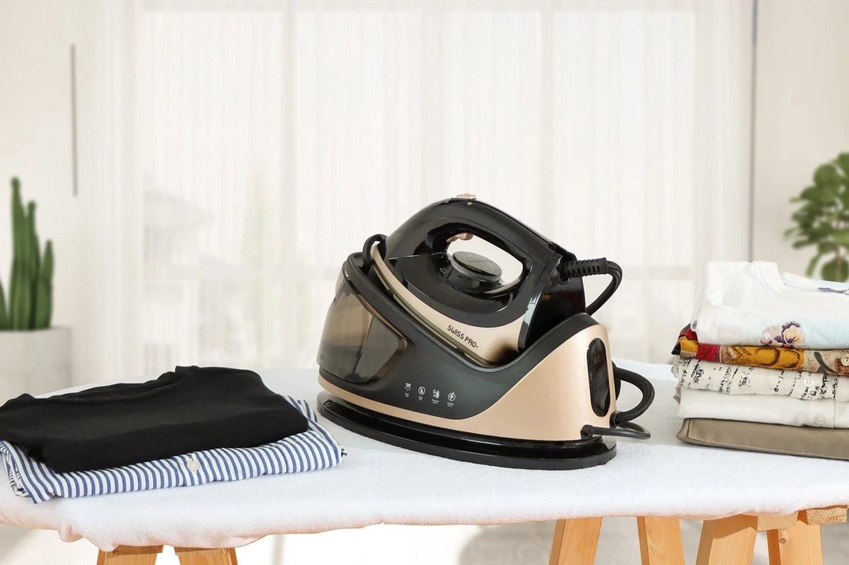 Swiss Pro+ -Stoomstrijkijzer Met Stoomgenerator - Iron - Keramische Zoolplaat - 2700W - Black/Gold - PefectCare Performer 9 Swiss Pro+ -Stoomstrijkijzer Met Stoomgenerator - Iron - Keramische Zoolplaat - 2700W - Black/Gold - PefectCare Performer - Afbeelding 9