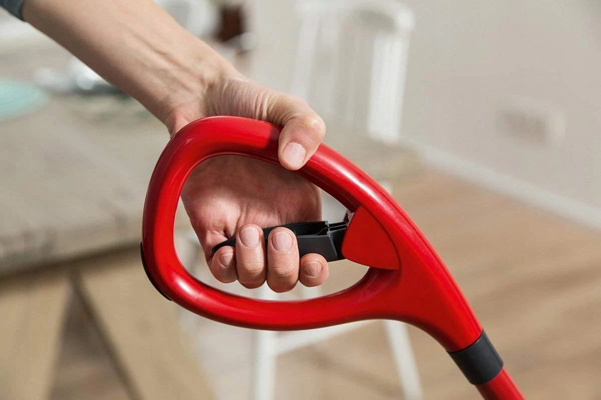 Vileda Spray & Clean - Dweil Met Tank - Rood 3 Vileda Spray & Clean - Dweil Met Tank - Rood - Afbeelding 3