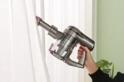 Swiss Pro+ Snoerloze Steelstofzuiger V12 Steelstofzuigers Steelstofzuiger Draadloos Met Kruimelzuiger Turbo Stand Led Verlichting In Mondstuk Sterke Zuigkracht Draadloos Zonder Zak 4In1! Inclusief Muurbeugel Purple Edition 2022 Zwitsers Kwaliteit -Huishoudelijke Benodigdheden 1200x799 90