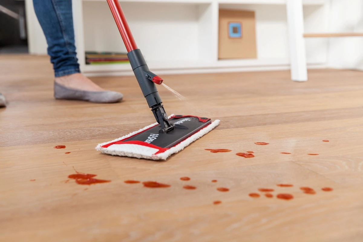 Vileda 1.2.Spray - Vlakke Mop Met Sproeisysteem En Pad In Microvezels 5 Vileda 1.2.Spray - Vlakke Mop Met Sproeisysteem En Pad In Microvezels - Afbeelding 5