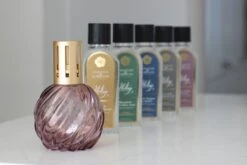 Ashleigh & Burwood Lampenolie Geurolie - Freesia & Orchid 250 Ml 11 Ashleigh & Burwood Lampenolie Geurolie - Freesia & Orchid 250 Ml -Huishoudelijke Benodigdheden 1200x800 266