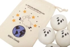 Miki's Goods® XL Wollen Drogerballen 6 Stuks - Panda Wasballen - Duurzaam - Wasbol - 100% Nieuw-Zeelandse Schapenwol - Wasbollen - Herbruikbaar- Droogballen - Snellere Droogtijd - Zuigt Dierenharen Op 11 Miki's Goods® XL Wollen Drogerballen 6 Stuks - Panda Wasballen - Duurzaam - Wasbol - 100% Nieuw-Zeelandse Schapenwol - Wasbollen - Herbruikbaar- Droogballen - Snellere Droogtijd - Zuigt Dierenharen Op -Huishoudelijke Benodigdheden 1200x800 9