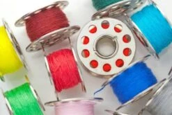 3BMT Naaimachine 12 Spoeltjes - Met Garen - Diverse Kleuren - Universeel -Huishoudelijke Benodigdheden 1200x806 6