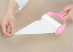 Merkloos Kledingroller - Inclusief 3 Rollen - Huisdierhaar Verwijderaar- Kleefroller - Ontpluizer -Huishoudelijke Benodigdheden 1200x847 4