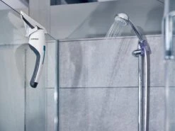 Leifheit Nemo - Set Raamreiniger En Badkamer Ruitenreiniger Met Gratis Wandhouder En Tweede Zuigmond 23 Leifheit Nemo - Set Raamreiniger En Badkamer Ruitenreiniger Met Gratis Wandhouder En Tweede Zuigmond -Huishoudelijke Benodigdheden 1200x899 61