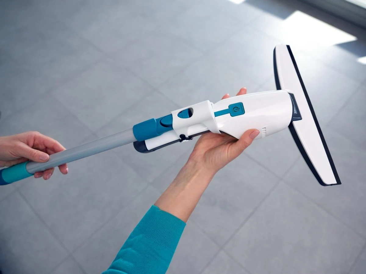 Leifheit Nemo - Set Raamreiniger En Badkamer Ruitenreiniger Met Gratis Wandhouder En Tweede Zuigmond 12 Leifheit Nemo - Set Raamreiniger En Badkamer Ruitenreiniger Met Gratis Wandhouder En Tweede Zuigmond - Afbeelding 12