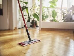 Vileda 1.2. Spray Vloerwisser + Vervanging + Gebruiksklaar Reinigingsmiddel -Huishoudelijke Benodigdheden 1200x900 3