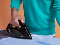 Philips Azur GC4567/80 - Stoomstrijkijzer 26 Philips Azur GC4567/80 - Stoomstrijkijzer -Huishoudelijke Benodigdheden 1200x901 5