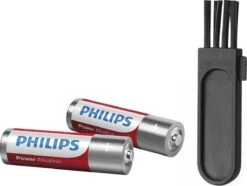 Philips Ontpiller - Verwijdert Stofpluisjes - Geschikt Voor Alle Kledingstukken - Groot Mesoppervlak - 3 Maasgrootten - In Hoogte Verstelbaar Kapje - Inclusief 2 AA-batterijen - GC026/00 11 Philips Ontpiller - Verwijdert Stofpluisjes - Geschikt Voor Alle Kledingstukken - Groot Mesoppervlak - 3 Maasgrootten - In Hoogte Verstelbaar Kapje - Inclusief 2 AA-batterijen - GC026/00 -Huishoudelijke Benodigdheden 1200x903 3