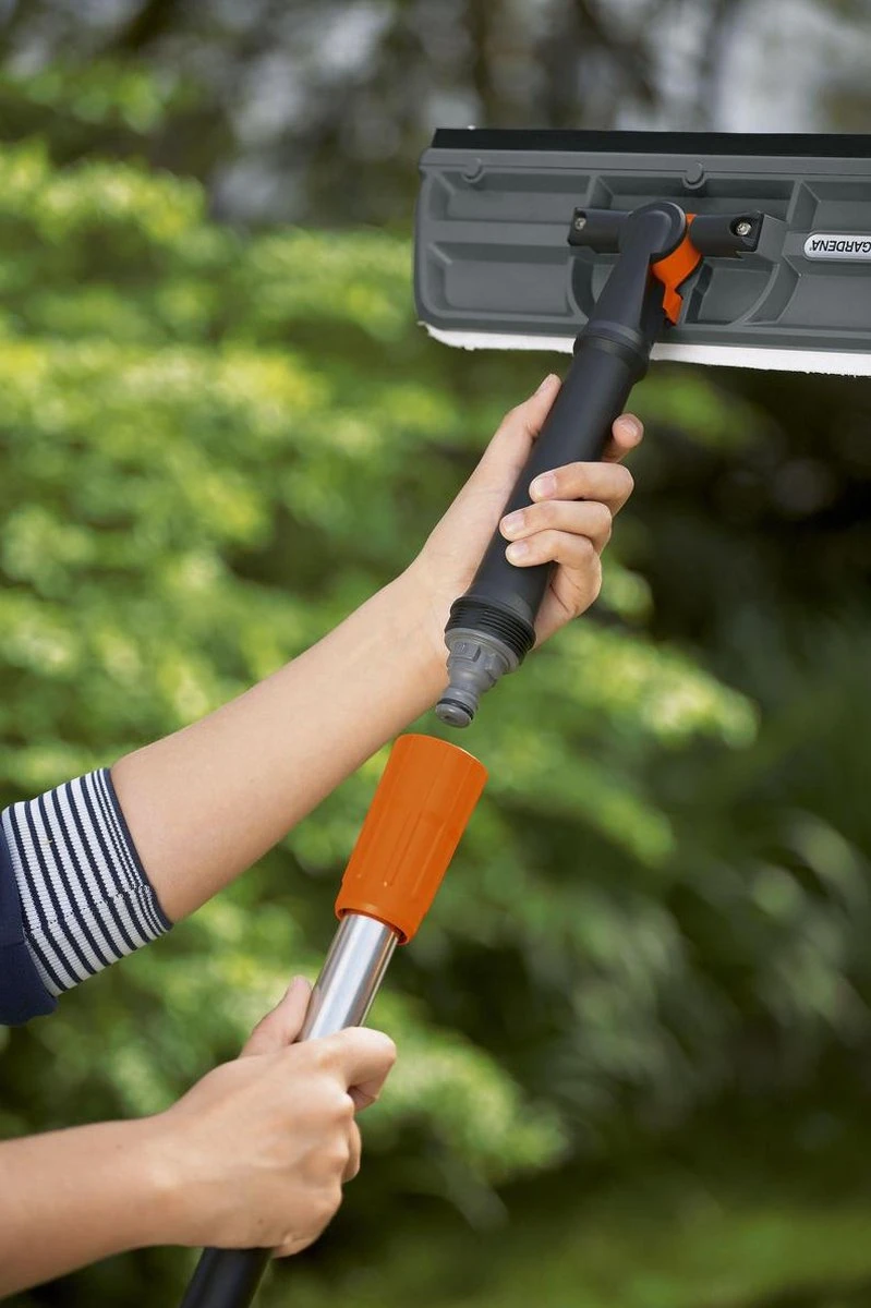 GARDENA Cleansystem Raamborstel Met Trekker - Werkbreedte 31 Cm 4 GARDENA Cleansystem Raamborstel Met Trekker - Werkbreedte 31 Cm - Afbeelding 4